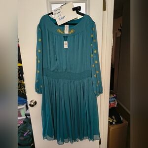 Disney Jasmine Dress 2x BNWT from Aladdin